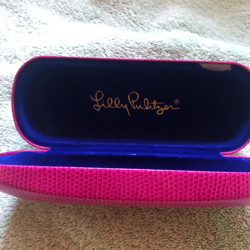 Lilly Pulitzer Vibrant Pink Glasses Case - Picture 4 of 5